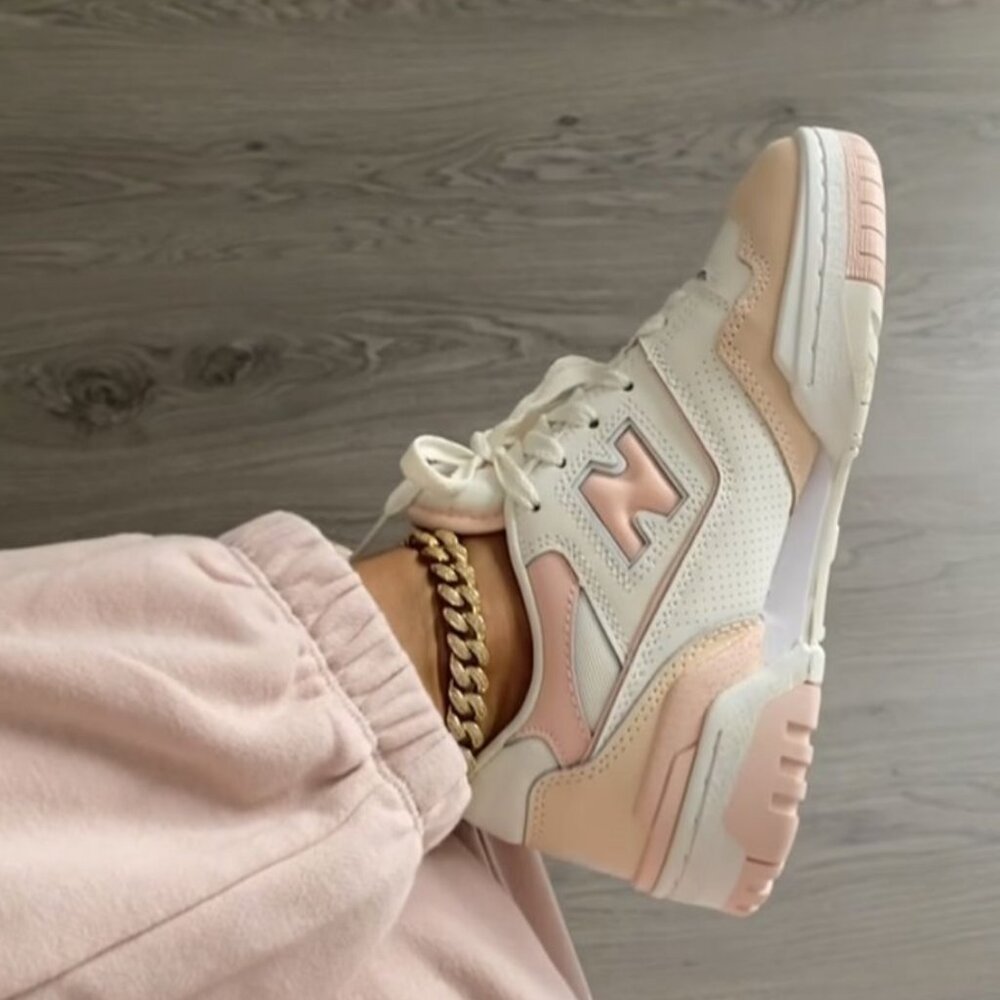 Pink/peach New Balance 550 Sneakers
